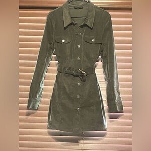 House of Harlow button up light weight corduroy Jacket. NWOT.